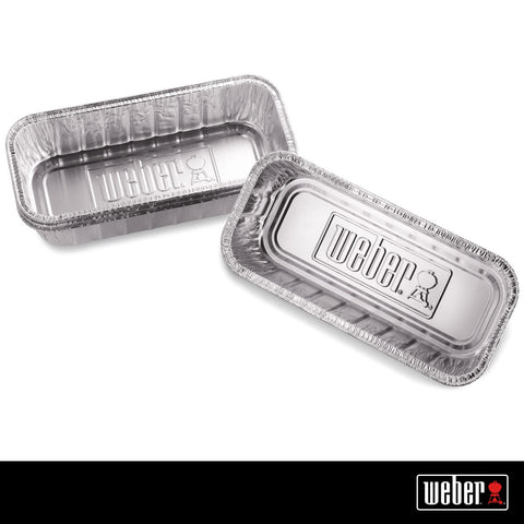 Easy cleanup with Weber aluminum drip pans during a cookout