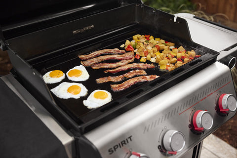 Effective grease management reduces spills and messes on the Weber griddle when cooking