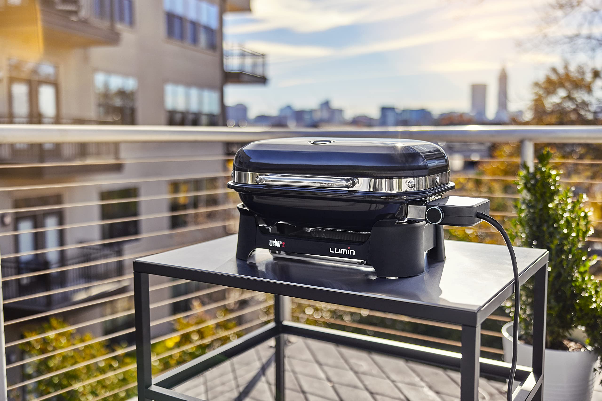Weber Lumin cover fits Lumin and Lumin Compact for year-round protection.