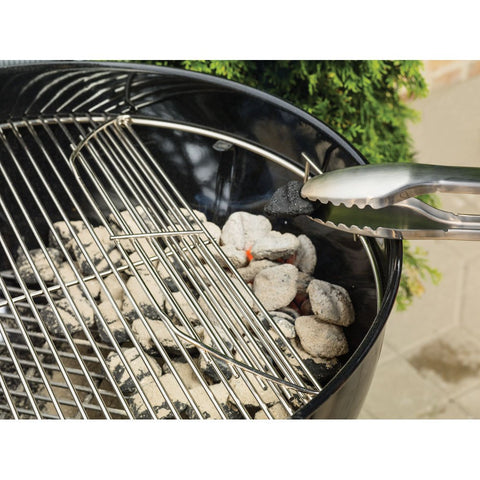 Weber Original Kettle Premium 22-inch cooking grate close-up for even searing