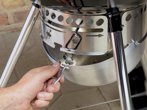 Weber Original Kettle Premium durable plated steel grate withstands frequent grilling.
