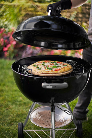 Subtle smoky flavor suggestion when using Weber pizza stone