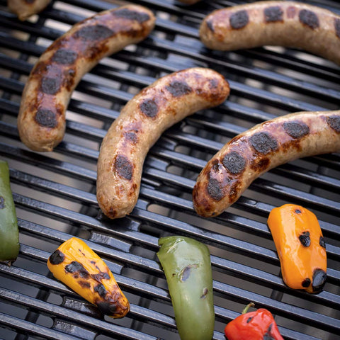 Weber Q1400 porcelain-enameled cast-iron grates delivering even heat