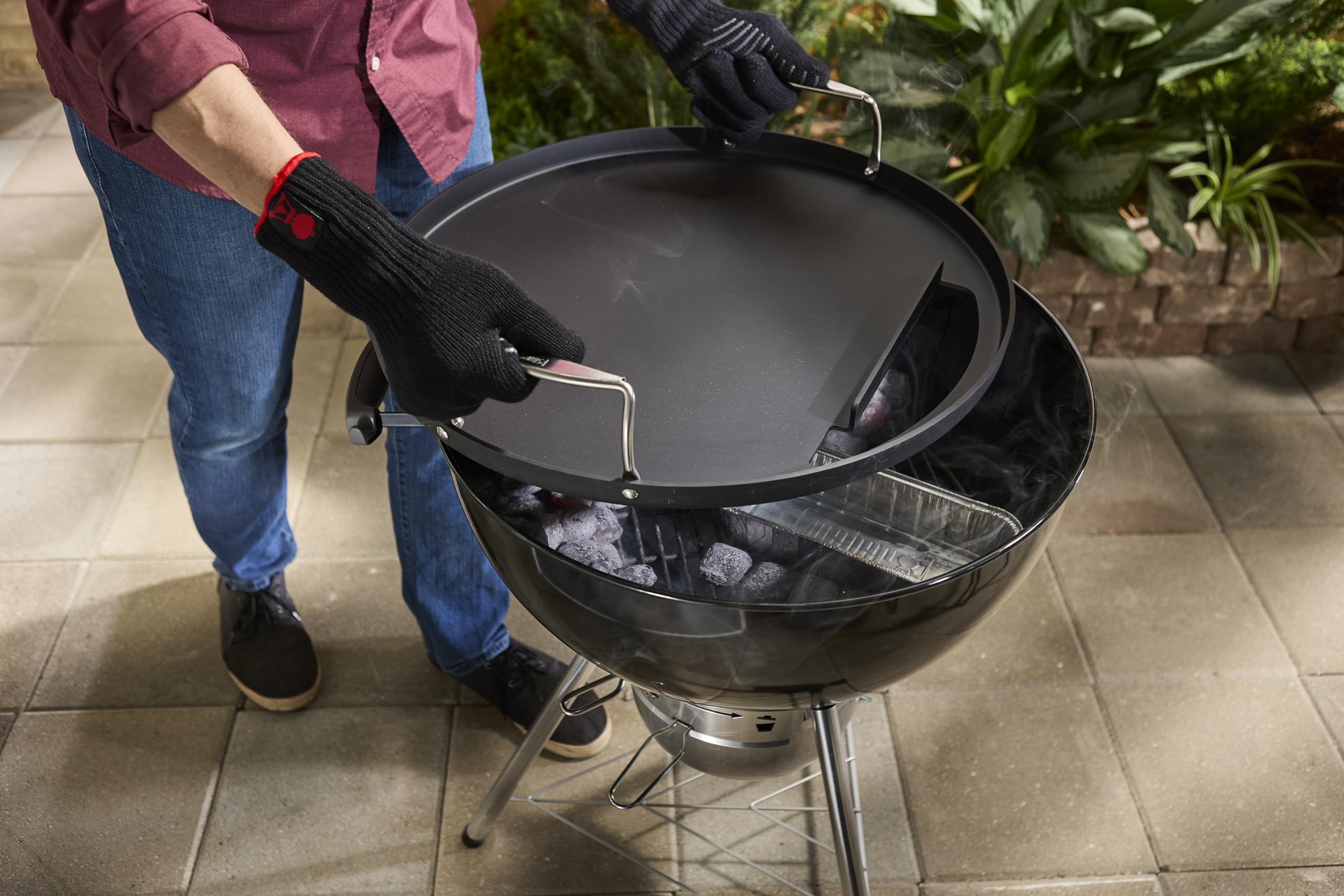 Weber round griddle insert large-capacity drip pans ready for batches