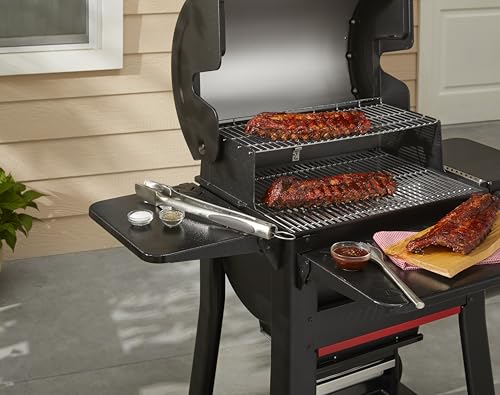Weber Searwood 600/600XL side table supports up to 40 lb for tools.