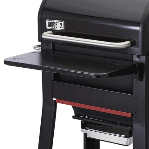 Weber Searwood 600 front table attached for extra prep area.