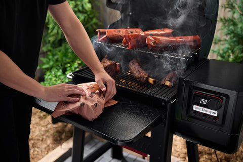 Weber Searwood 600 front table fits Searwood 600 wood pellet grill.