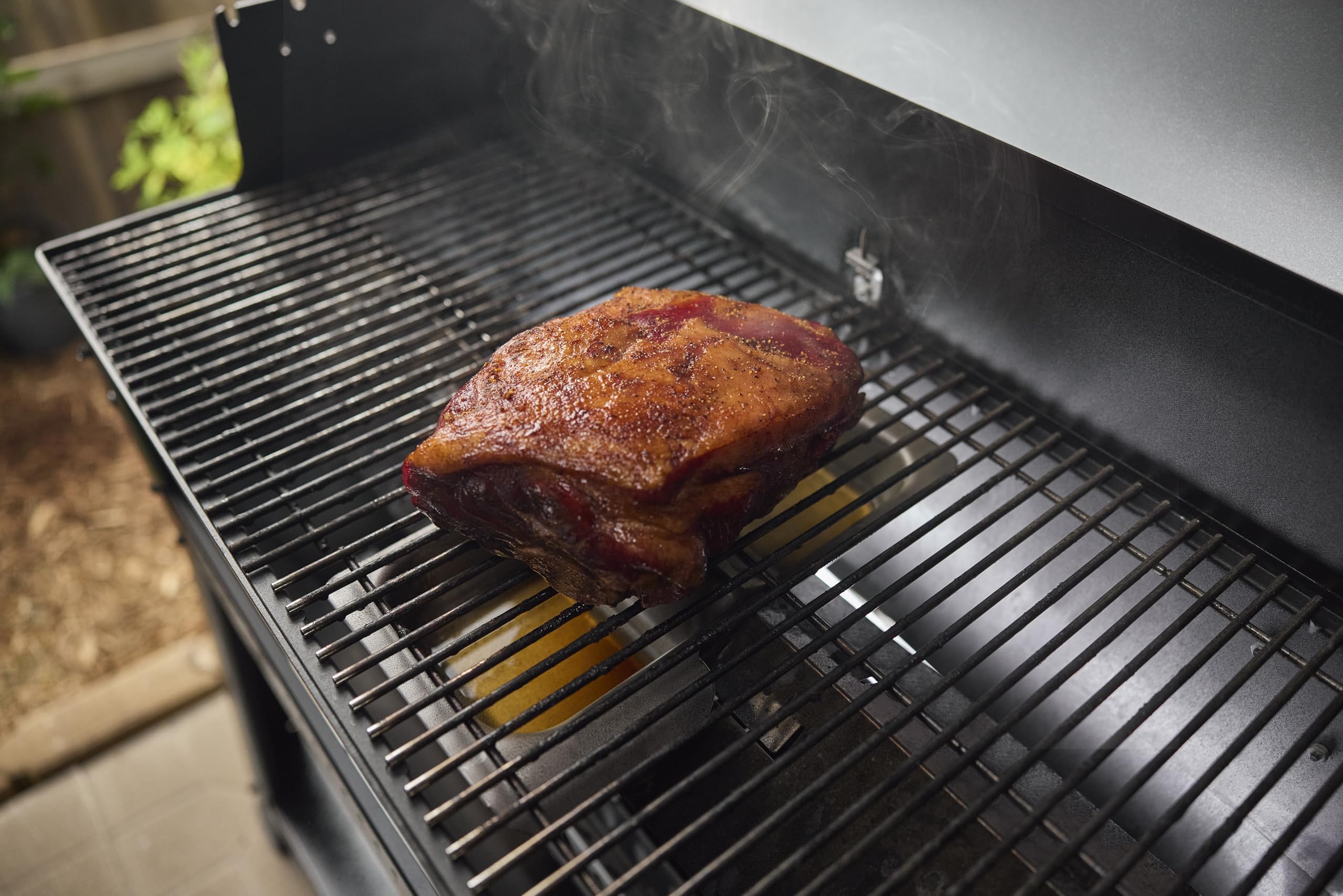 Weber Searwood Wet Smoke Pan fits Searwood pellet grills.