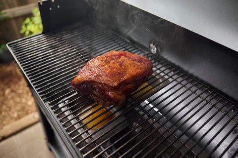 Weber Searwood Wet Smoke Pan fits Searwood pellet grills.