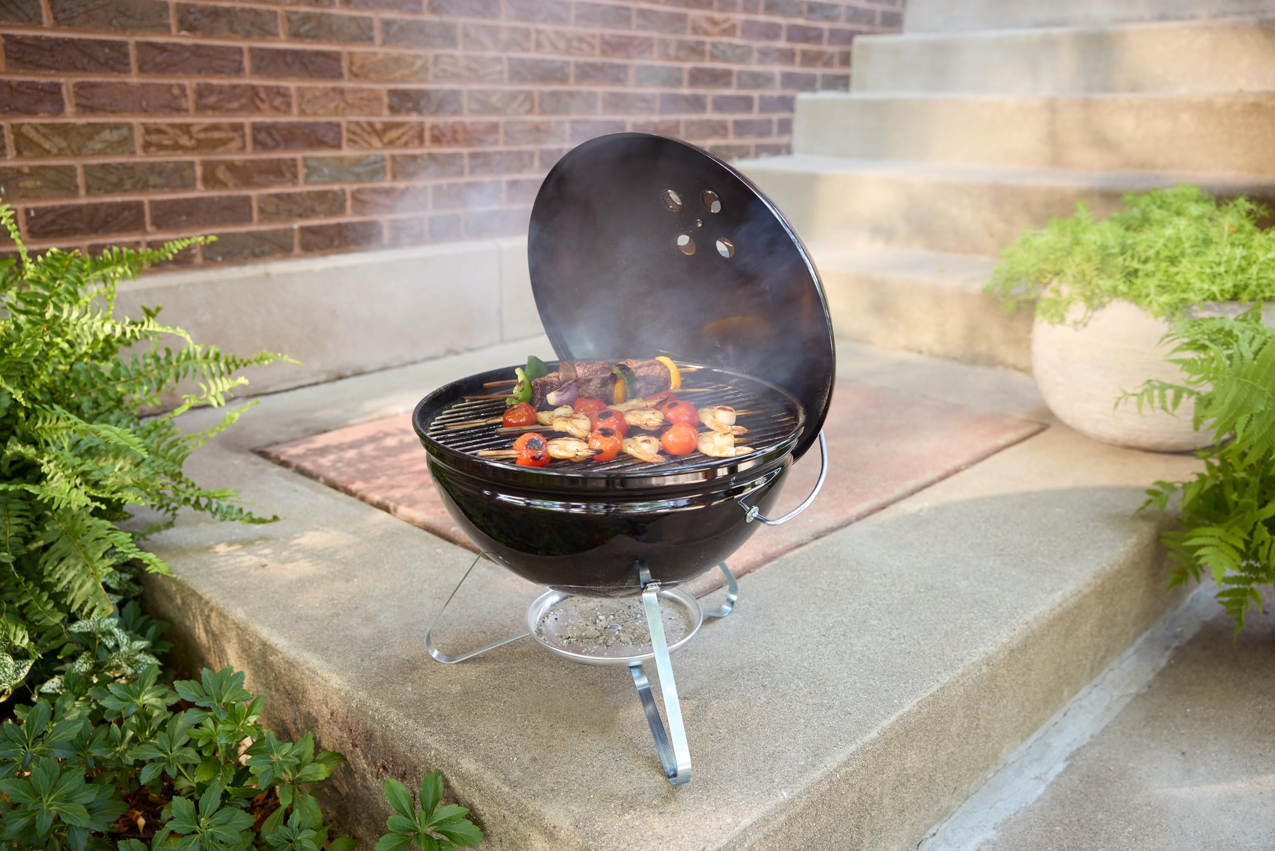 Weber Smokey Joe 14in compact carry handle for easy transport.
