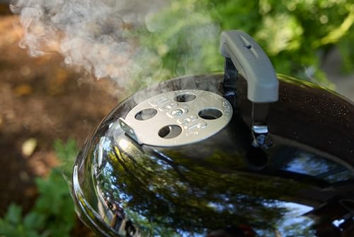 Weber Smokey Joe 14in lid lock secures the lid for easy transport.