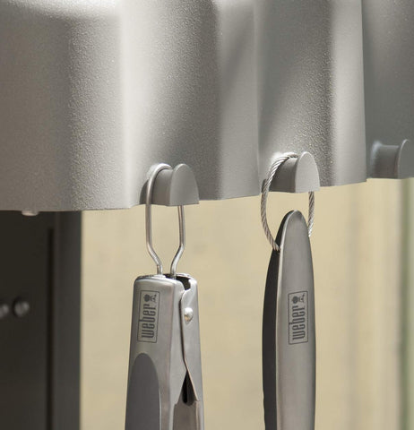 Closeup of Weber spatula edge showing sturdy blade