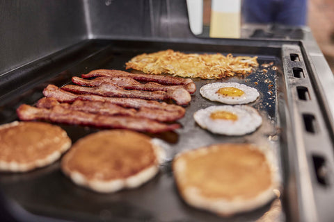 Weber storage bag protects the griddle when not in use