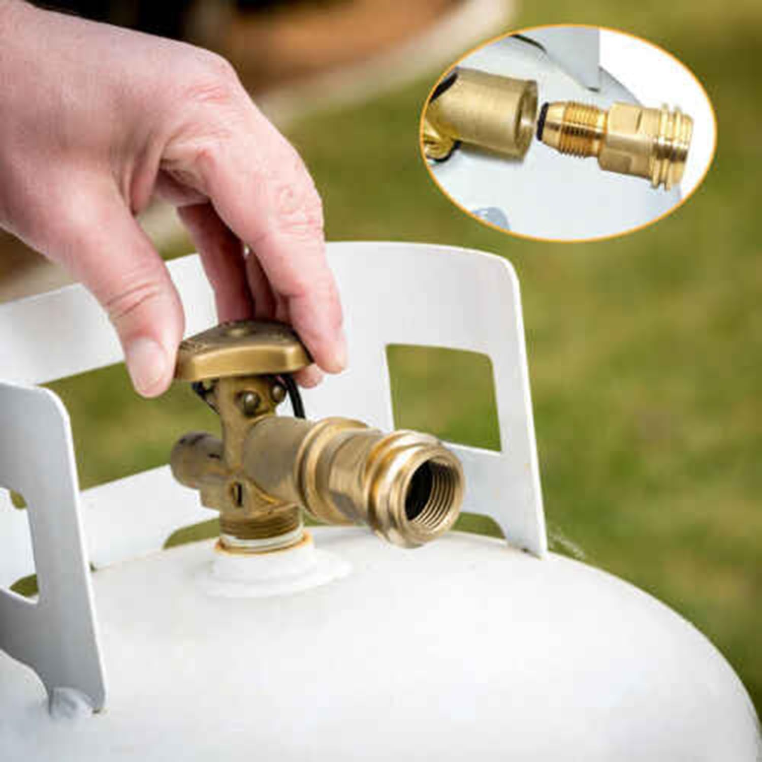 Easy installation view of WedFeir Hooshing brass adapter with hoses