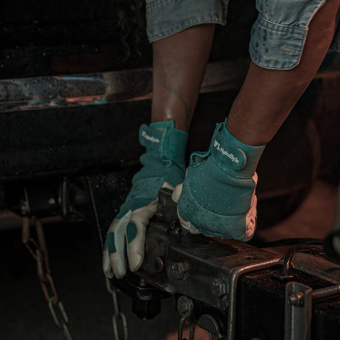 Wells Lamont gloves reinforced fingertips for durability during tasks.