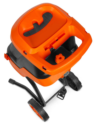 WEN 41119 rugged wheels help portable cleanup across lawns.