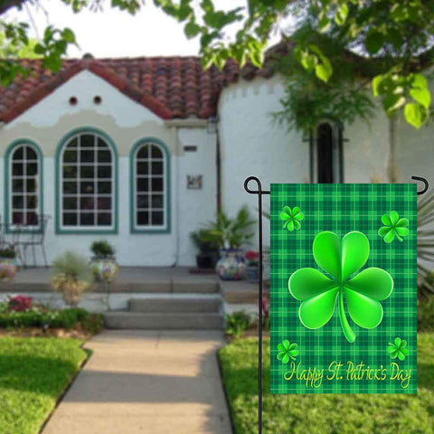WENWELL St Patrick's Day banner hanging for versatile yard decor display.