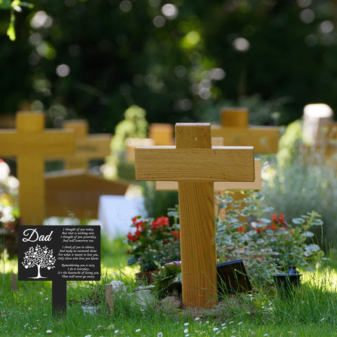 Wesiti Dad remembrance marker anchors securely to ground.
