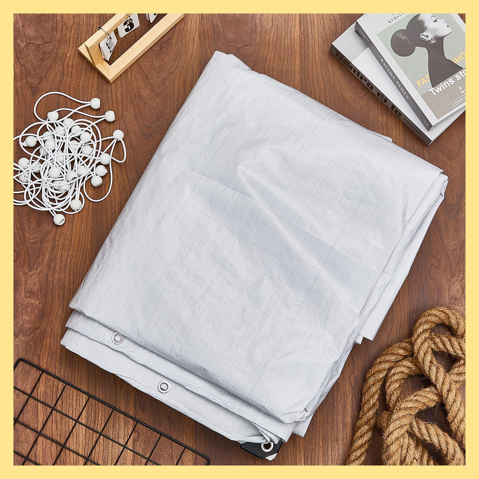 Wesnoy canopy top cover provides sun and rain protection.