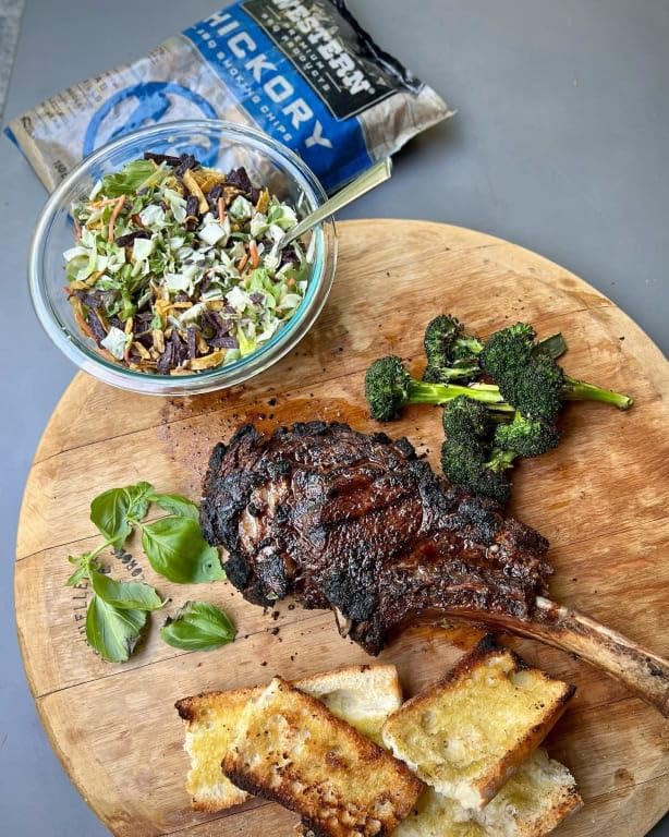Western Post Oak BBQ Wood Chips vegetables-grill illustrate versatile use beyond meat.