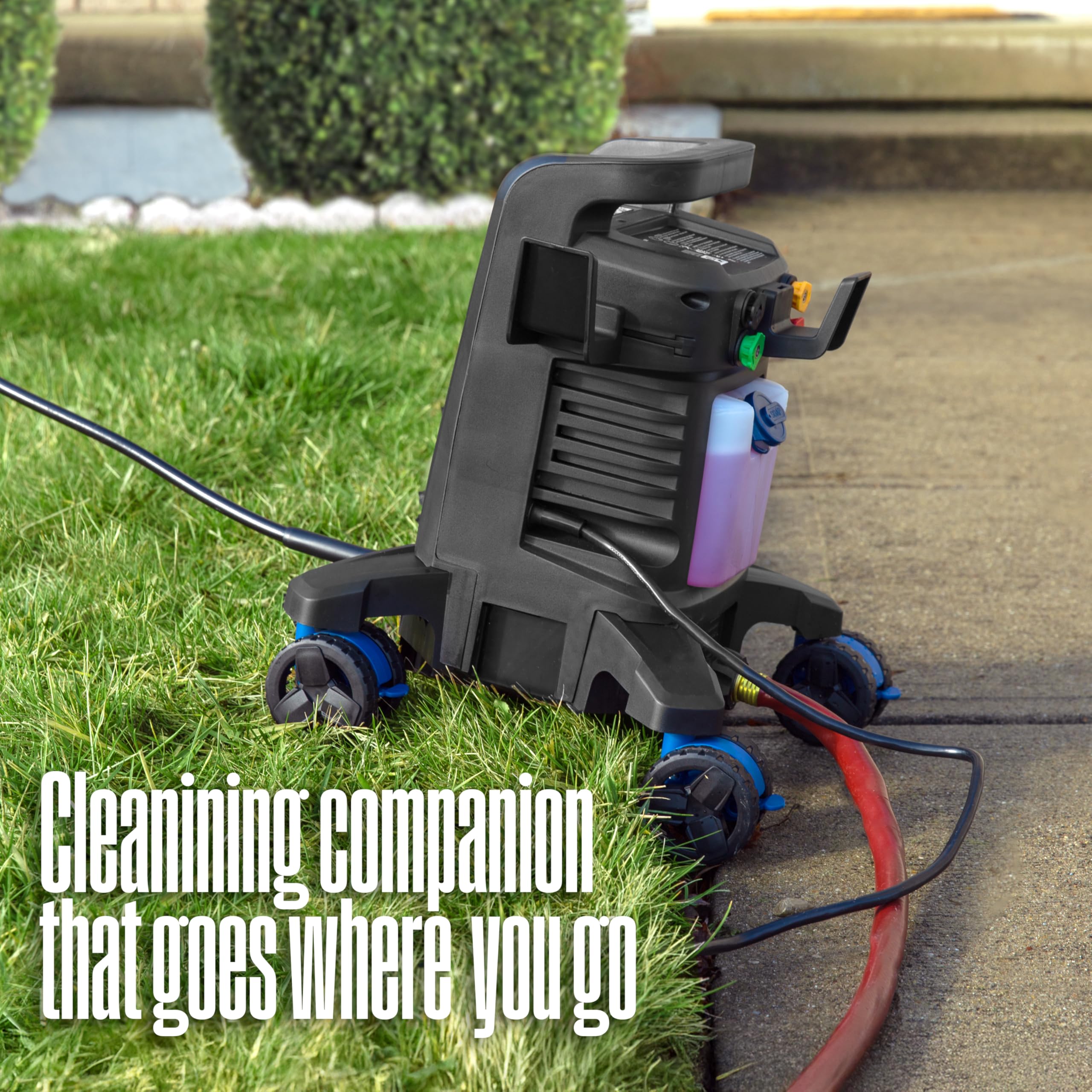 Westinghouse ePX3500 quick-connect tips provide versatile angles for various surfaces.