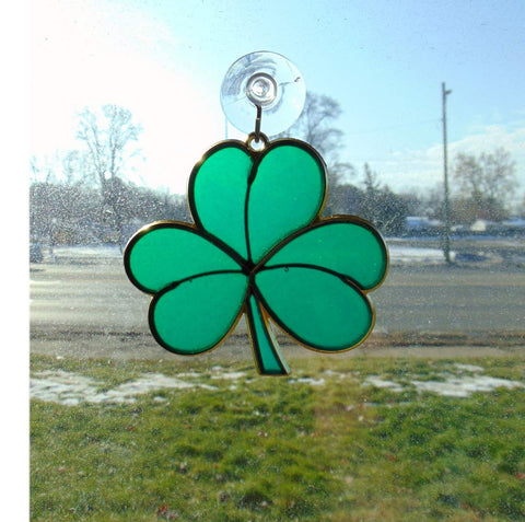 Westmon Works metal frame shamrock sun catcher adds durable, classic decor