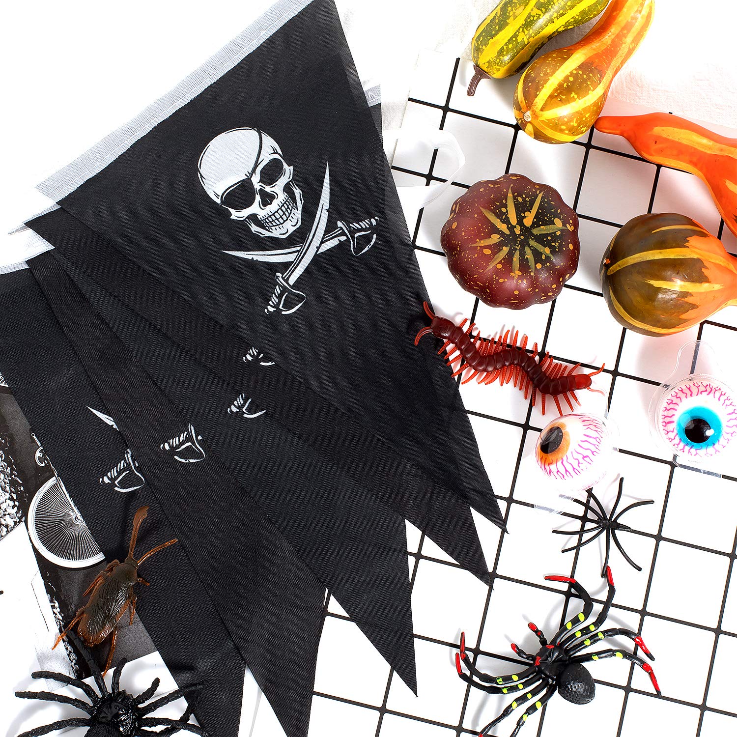 Whaline durable polyester fabric used for long-lasting outdoor bunting.