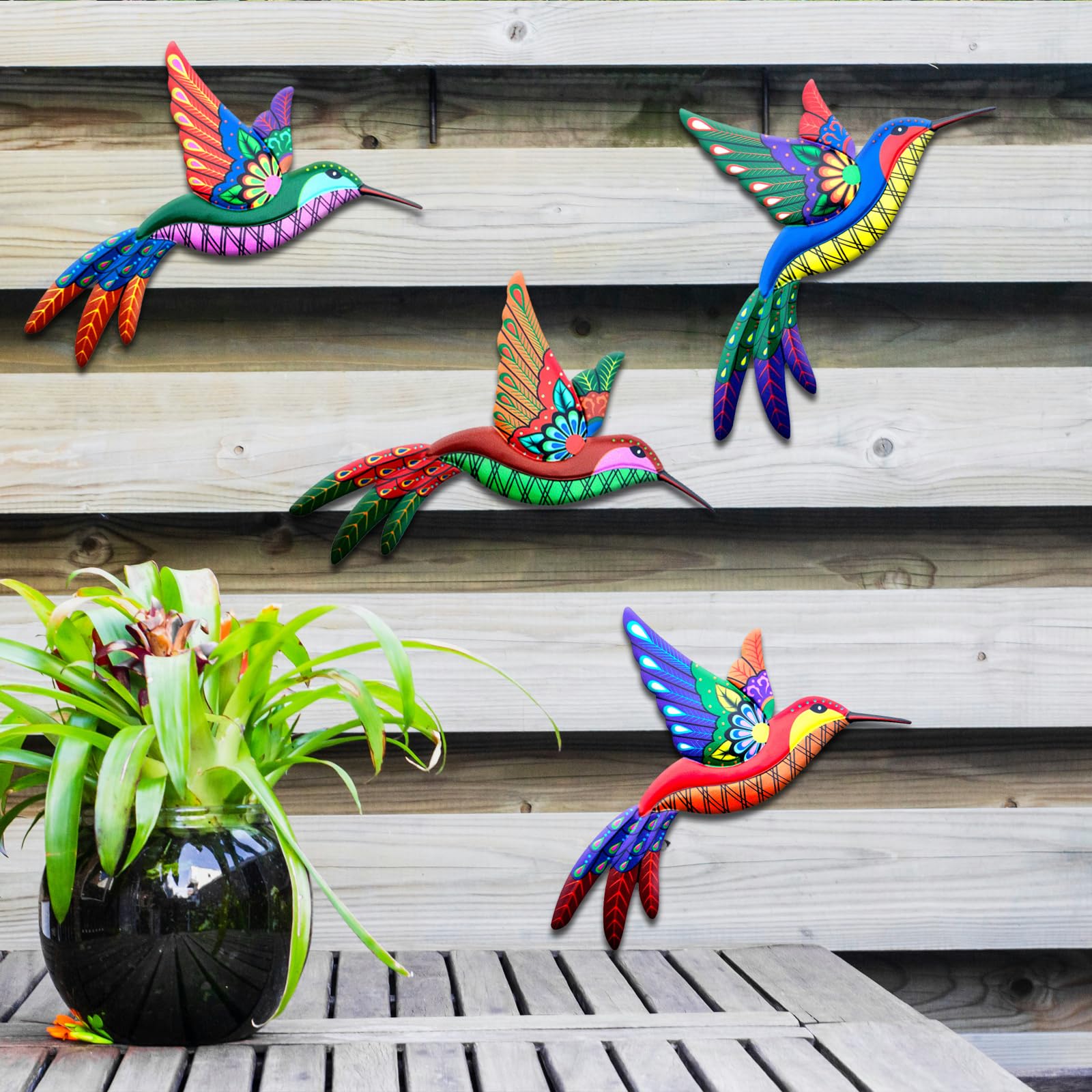 WHBIMGOOO four-hummingbird pack provides versatile styling for bedroom living room or balcony