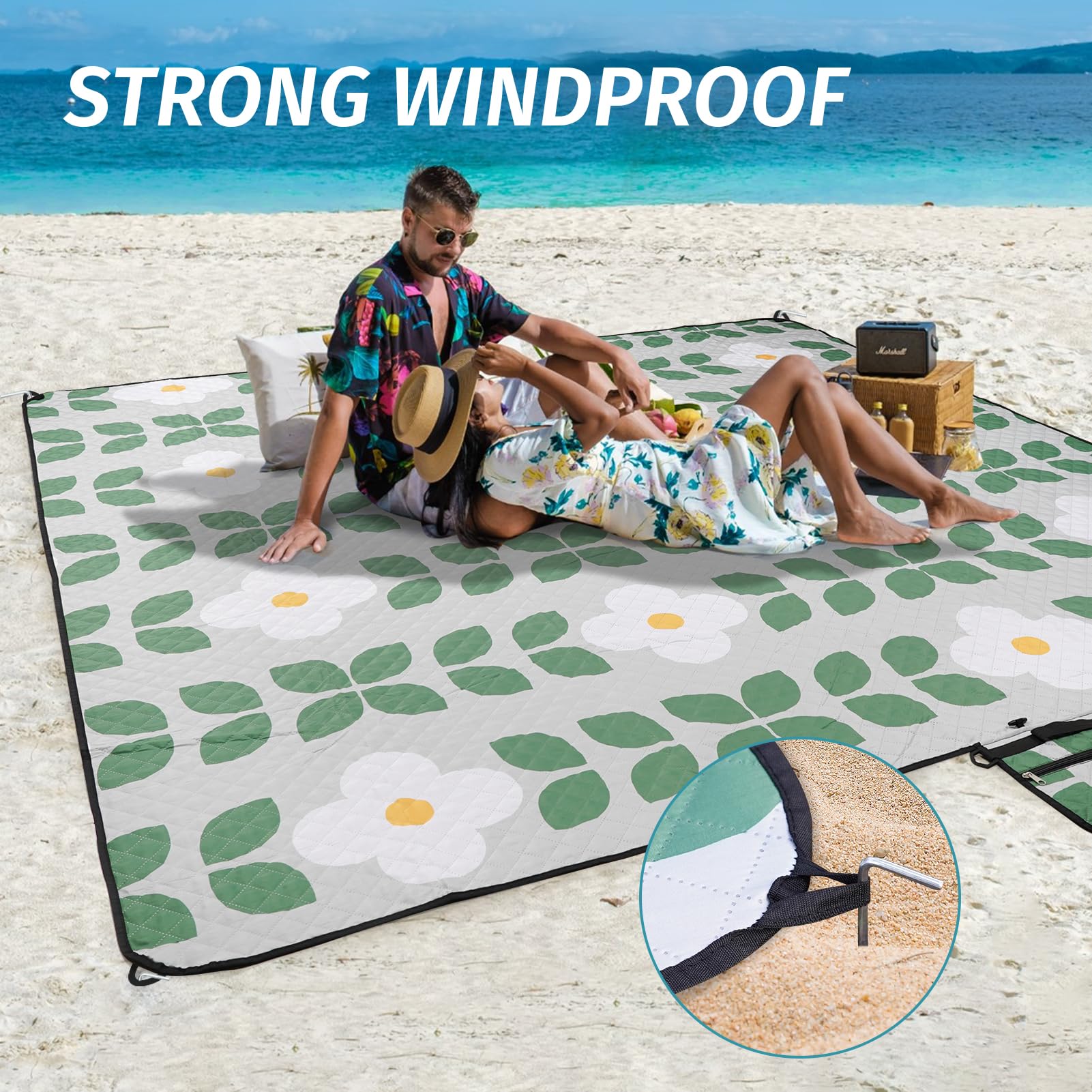 WICKERLAND machine-washable-picnic-blanket cleans up easily after outdoor use.