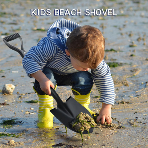 WIKER Kids Shovel ergonomic D-hand design supports easy leverage for all ages.