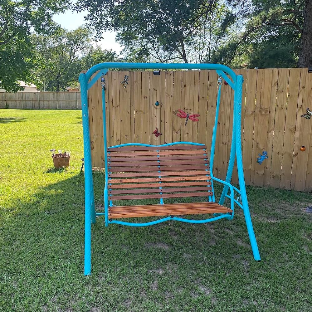 WILD MAN asymmetrical hammock-hook design improves balance and tilt control.