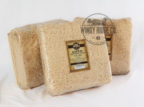 Windy Ridge Co. Aspen Excelsior nest pad supports 13 by 13 inch liner use.