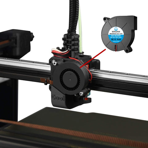 WINSINN 5015 blower fan 24V in a 3D printer setup demonstrates efficient hotend cooling.