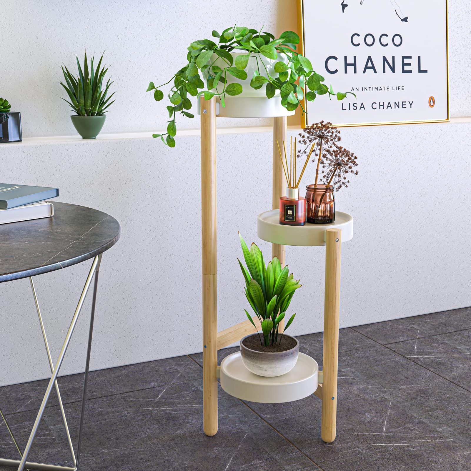 Wisuce 3-tier stand in living room promotes vertical greenery