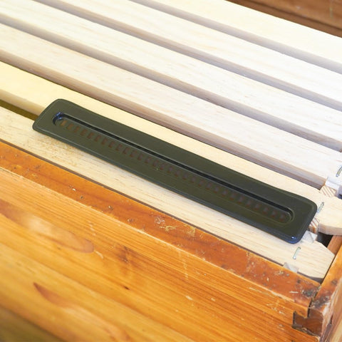 Weather-ready witbee Beetle Blaster traps withstand field conditions