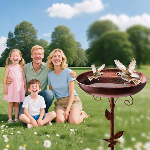 WITELIDA vintage-style ornament doubles as charming garden decoration.