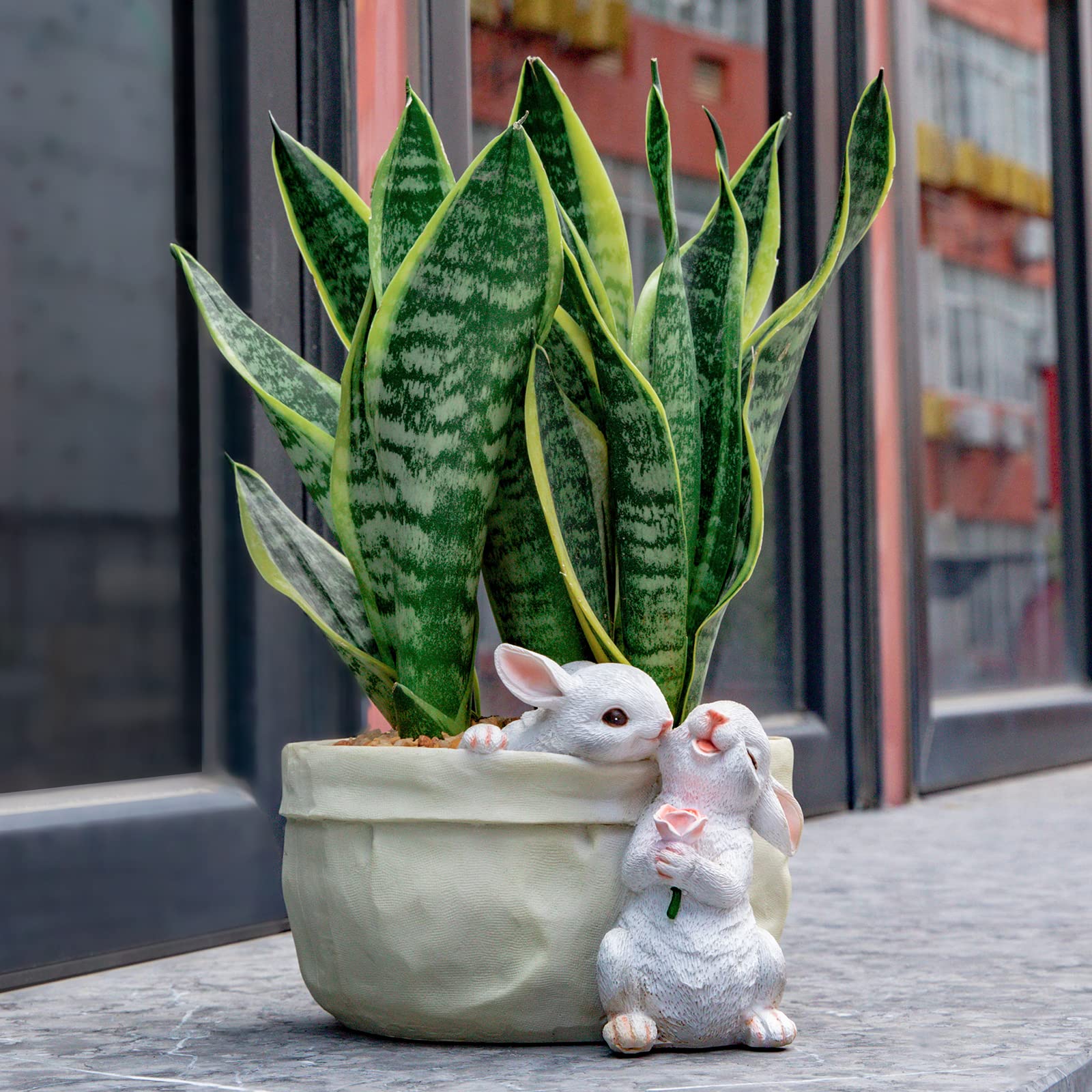 WONDHOME animal-shaped planter with plant inside demonstrates practical indoor gardening charm.
