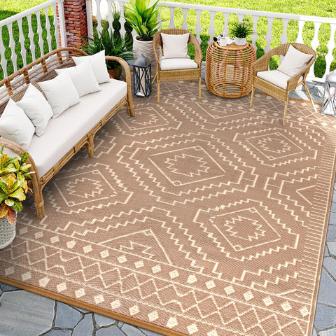 Wonnitar outdoor rug 9x12 waterproof straw pattern ideal for patios and decks.