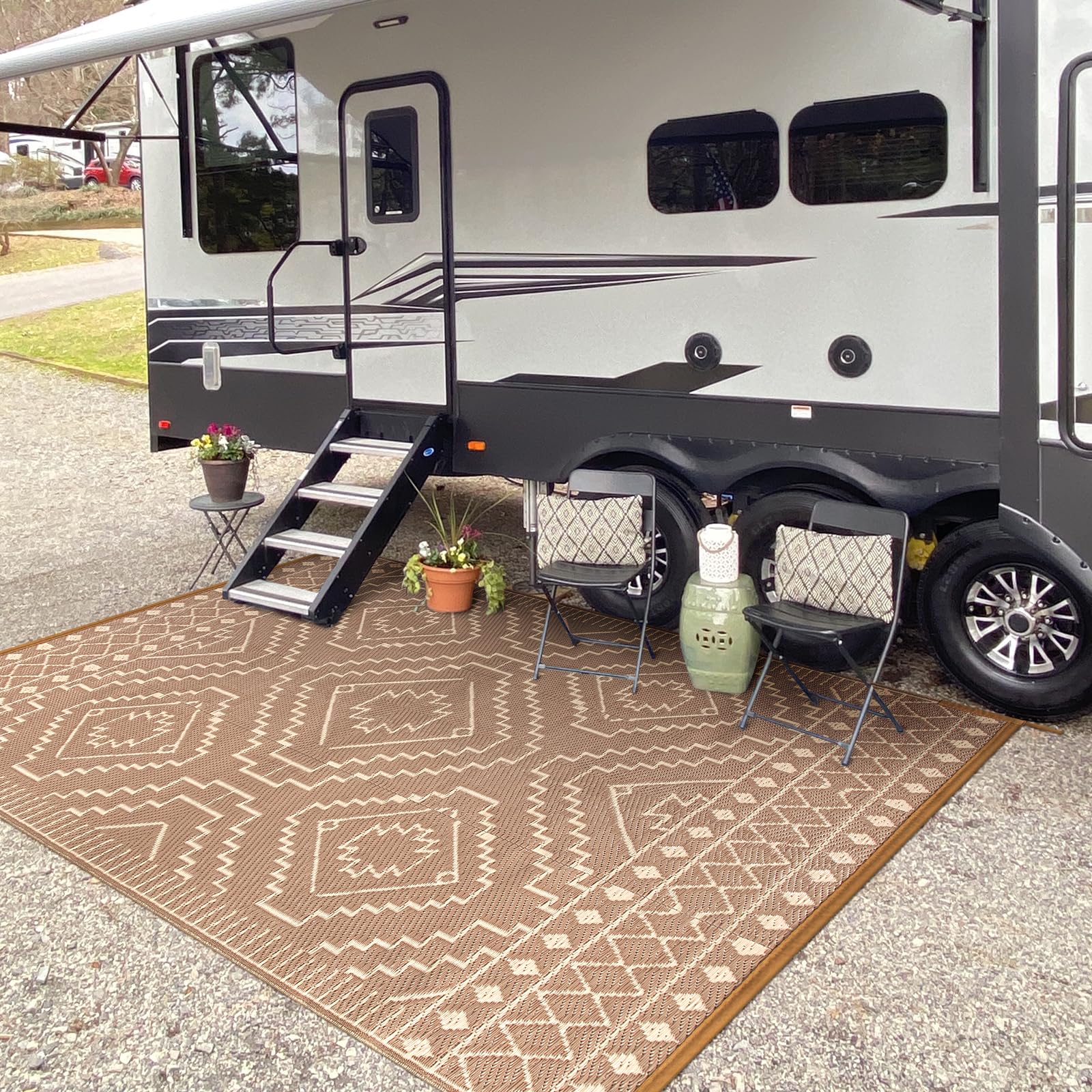 Wonnitar Outdoor Rug patio-garden versatile mat for outdoor spaces.