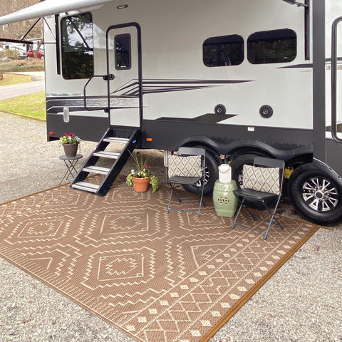 Wonnitar Outdoor Rug patio-garden versatile mat for outdoor spaces.