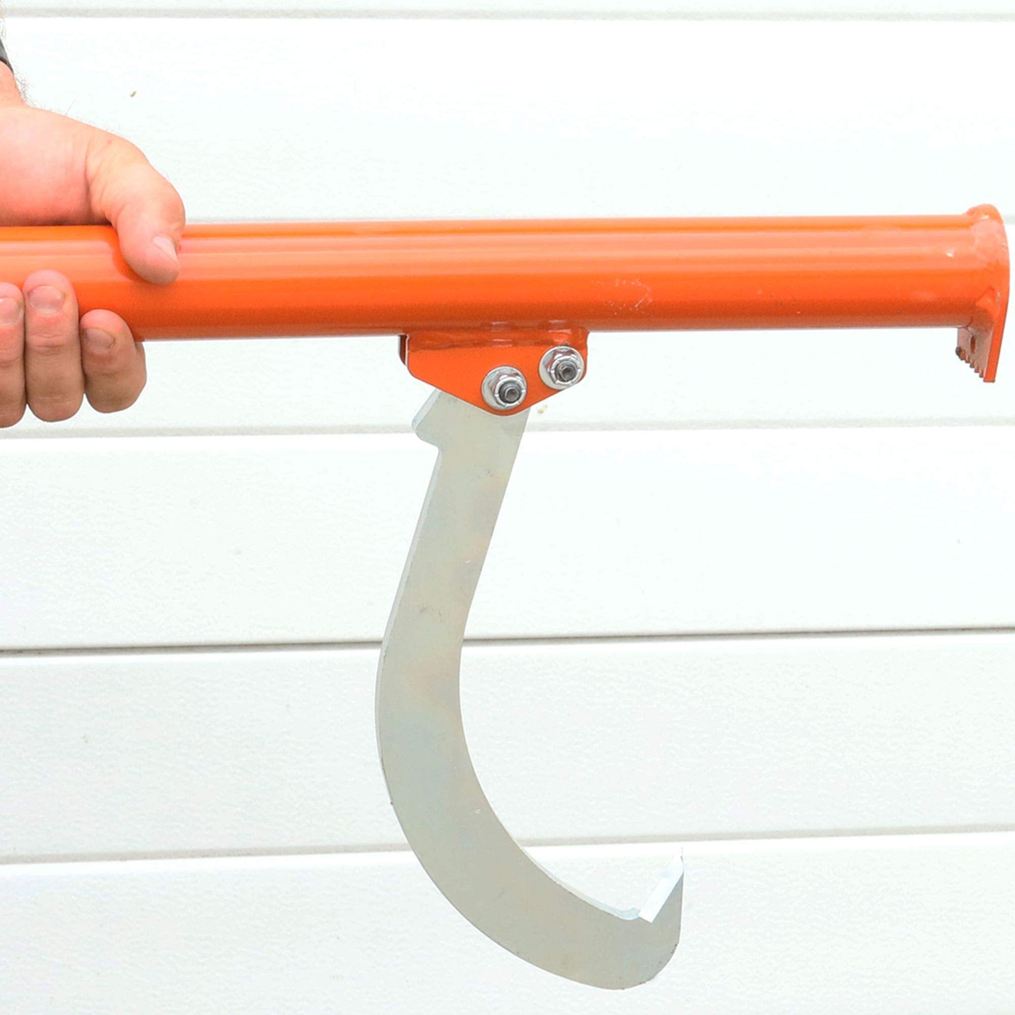 Built-in USA Wood-Mizer cant hook emphasizes local manufacturing quality
