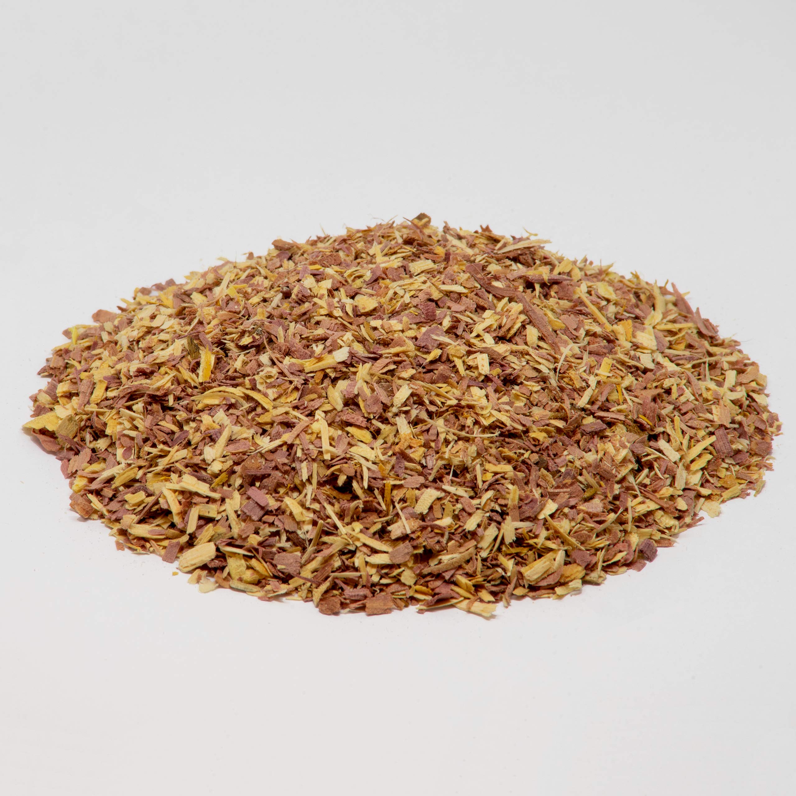 Wood Smith USA cedar chips with a forest aroma for indoor and outdoor use.