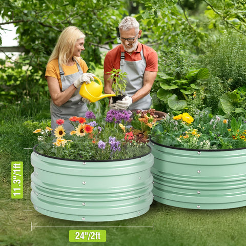 WORKPRO open-bottom design promotes deeper soil access and drainage for healthier plants.