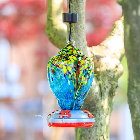 WOSIBO hummingbird feeder blue-white front view with clear nectar visibility