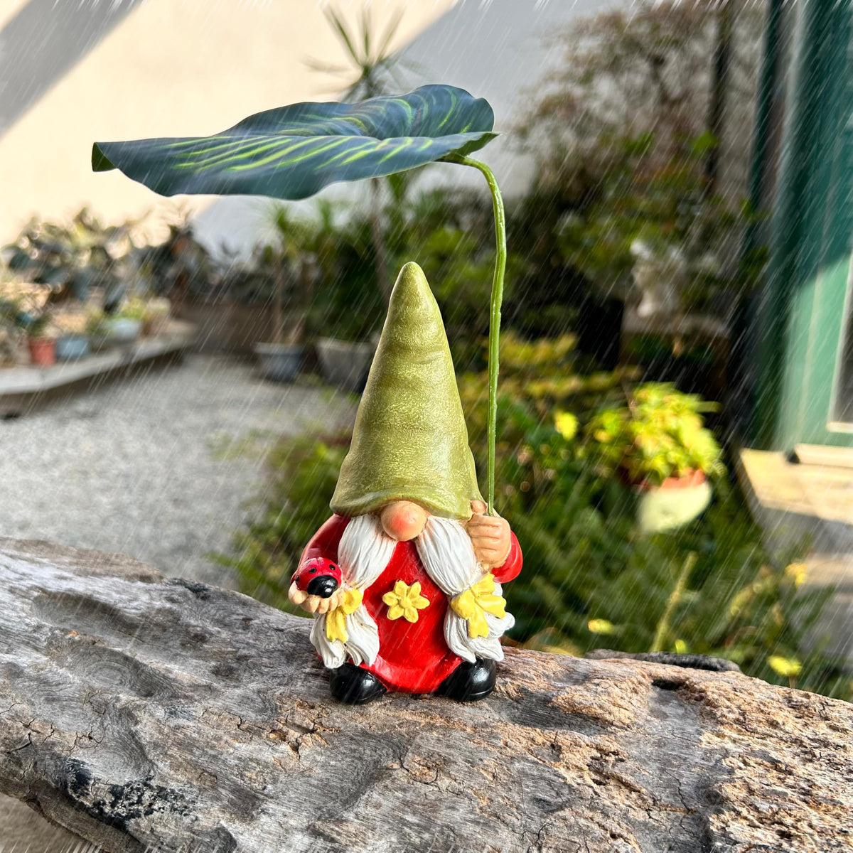 WSHMZYHOME garden gnome with leaf umbrella for charming outdoor decor