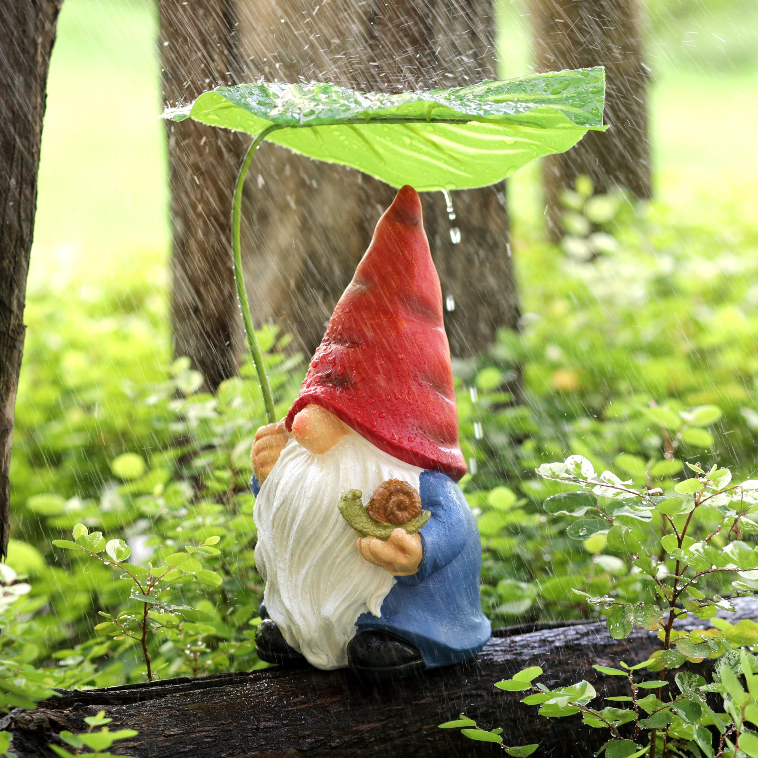 WSHMZYHOME gnome beard detailed close-up highlighting textured resin.