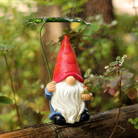 WSHMZYHOME gnome with leaf umbrella, side view fits garden bedding accents