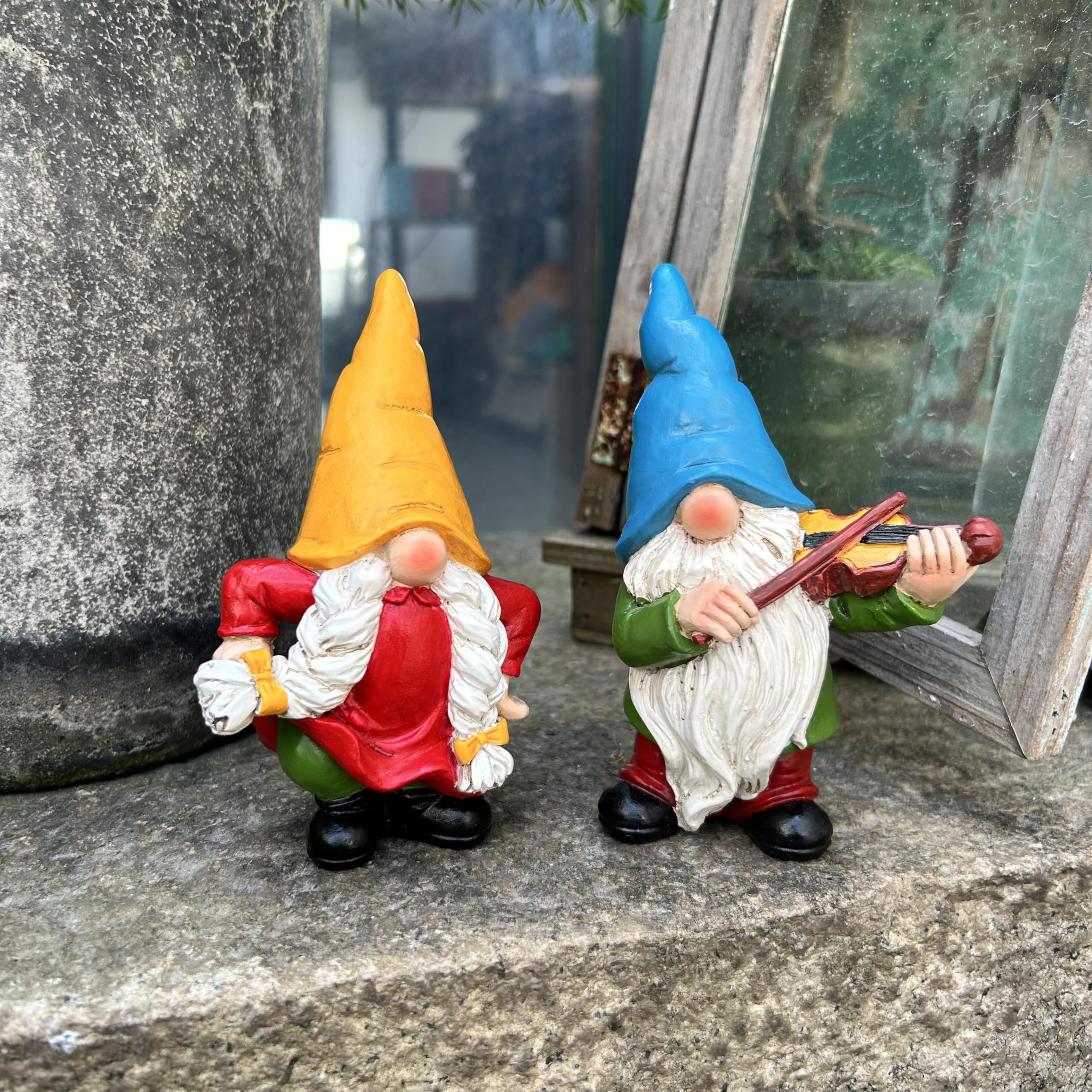 WSHMZYHOME hand-painted resin gnomes offer durable outdoor appeal.