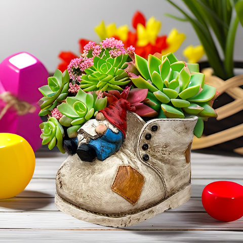Wsmart resin planter with waterproof surface withstands outdoor weather.