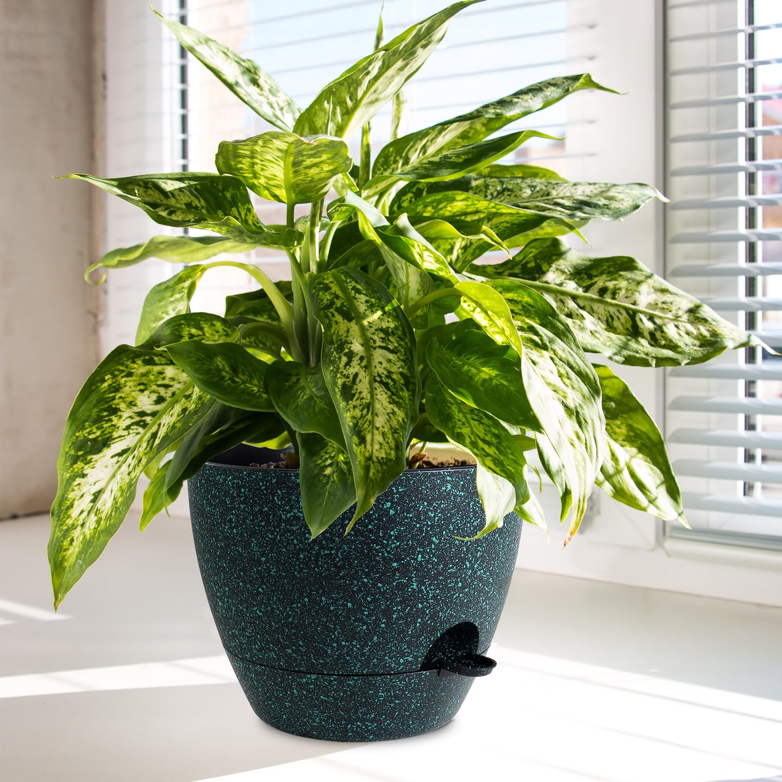 WSMKSZ lightweight durable plastic planter for easy rearrangement